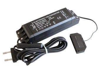 LED TRANSFO 15 W 91X40X19MM + AANSLUIKABEL EURO
